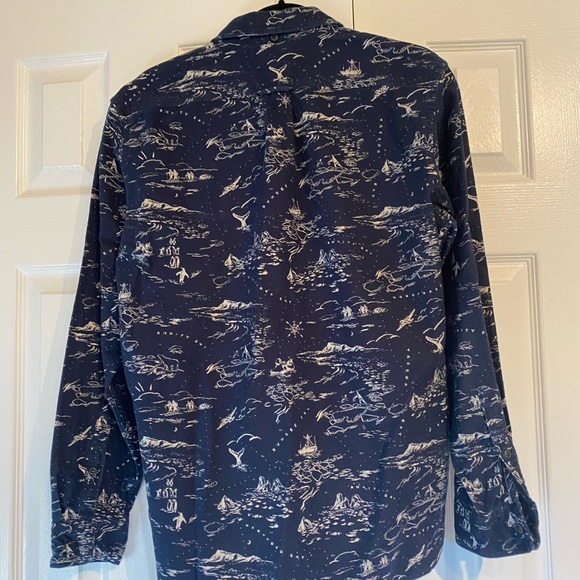 H+M LOGG Navy Shirt Men Small with Northern Fishing design - Picture 2 of 4